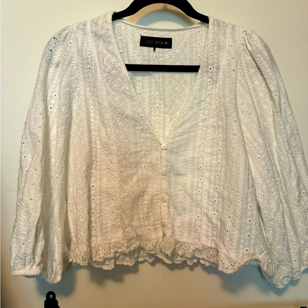 Zara eyelet embroidered blouse Oyster white size Medium